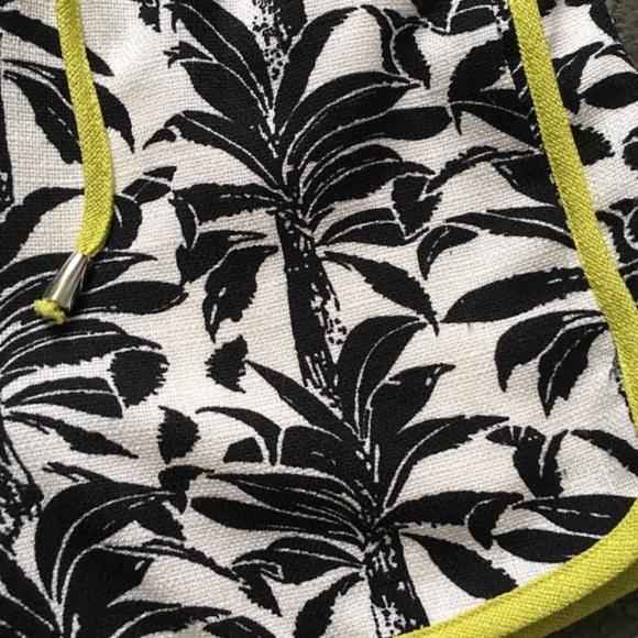 NWOT Gianni Bini Palm Tree Dash Shorts, size XS - Picture 6 of 7